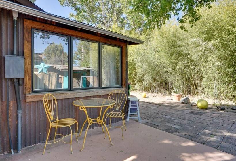 Patagonia Cottage W/ Patio & Yard: Walk To Town!