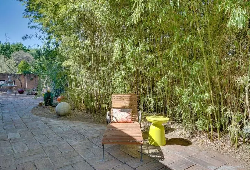 Patagonia Cottage W/ Patio & Yard: Walk To Town!