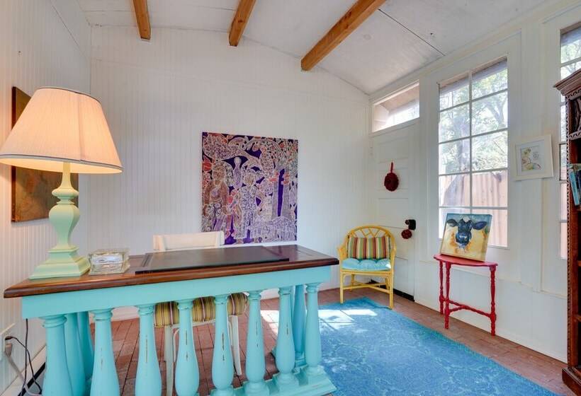 Patagonia Cottage W/ Patio & Yard: Walk To Town!