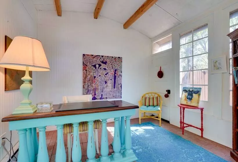 Patagonia Cottage W/ Patio & Yard: Walk To Town!