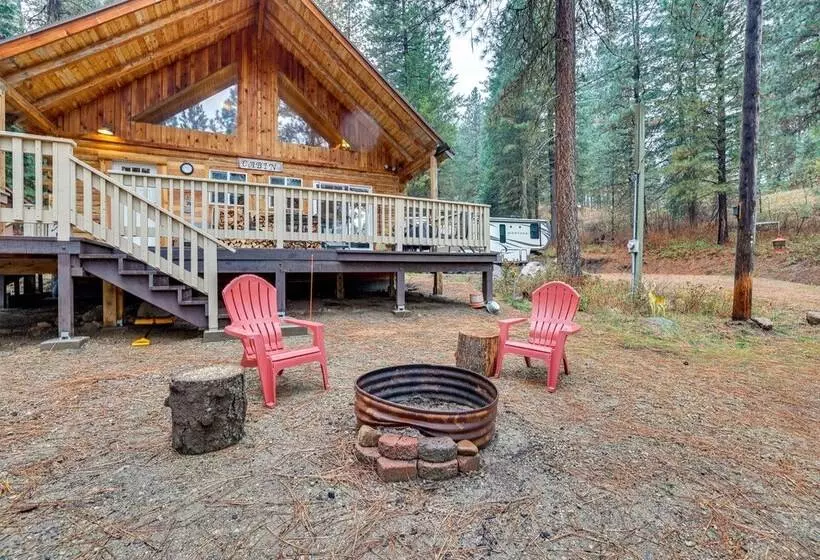 Peaceful Garden Valley Cabin W/ Private Deck!
