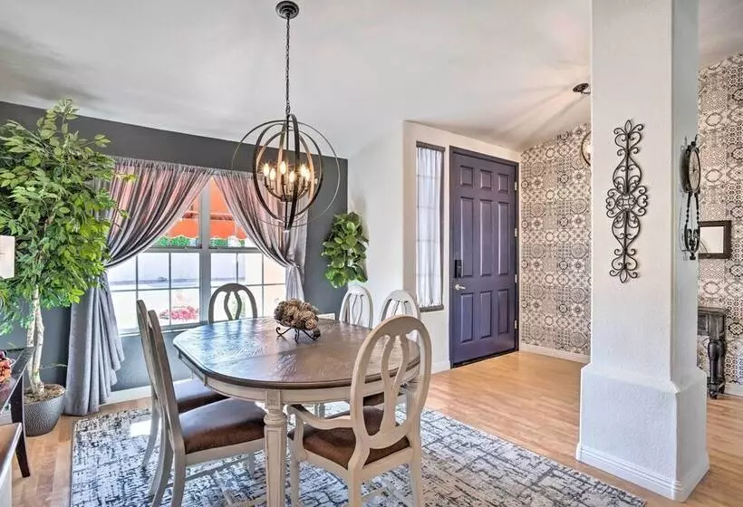 Elegant Peoria Home: Pool, Putting Green, Fire Pit