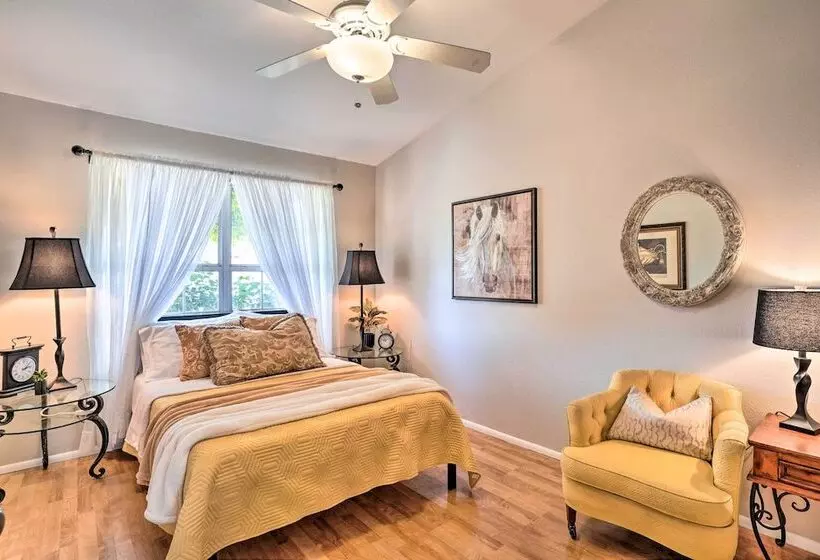 Elegant Peoria Home: Pool, Putting Green, Fire Pit