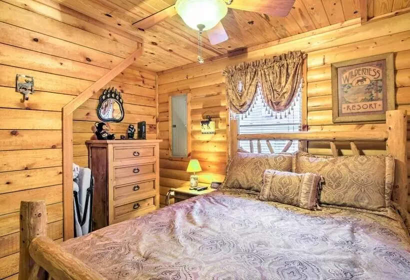 Pet Friendly Cosby Log Cabin W/ Backyard & Porch!