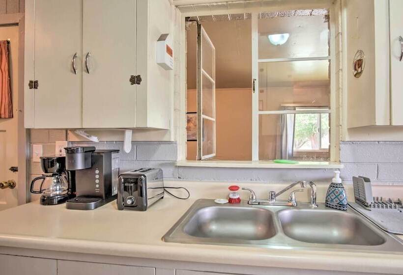 Pet Friendly Elfrida Home W/ Porch & Fire Pit