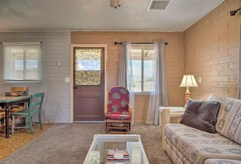 Pet Friendly Elfrida Home W/ Porch & Fire Pit