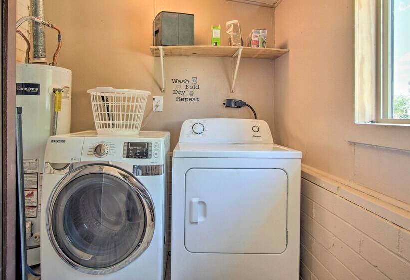 Pet Friendly Elfrida Home W/ Porch & Fire Pit