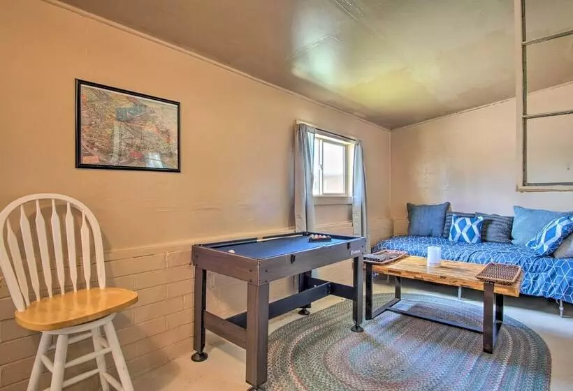 Pet Friendly Elfrida Home W/ Porch & Fire Pit