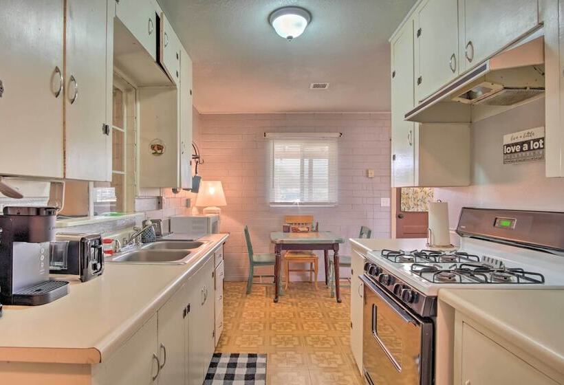 Pet Friendly Elfrida Home W/ Porch & Fire Pit