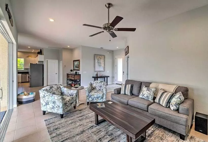 Port Charlotte Canalfront Home W/ Pool & Dry Bar!