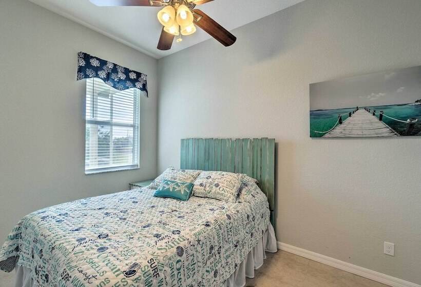 Port Charlotte Canalfront Home W/ Pool & Dry Bar!