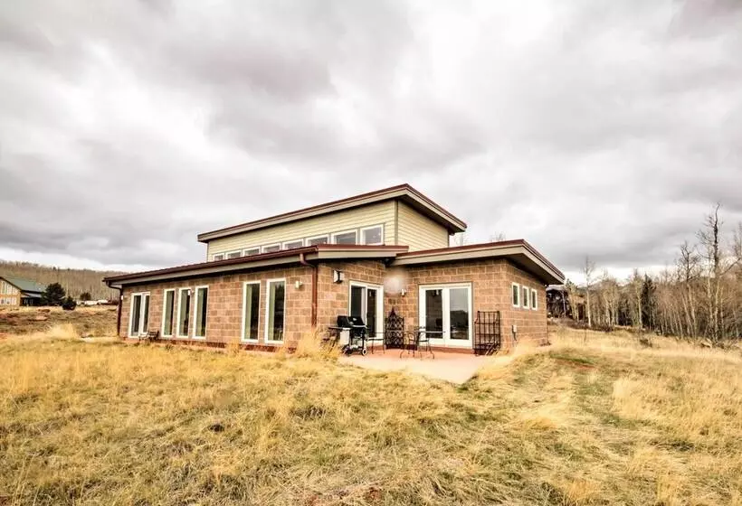 Private Fairplay Home W/ Fishing Pond & Mtn Views!