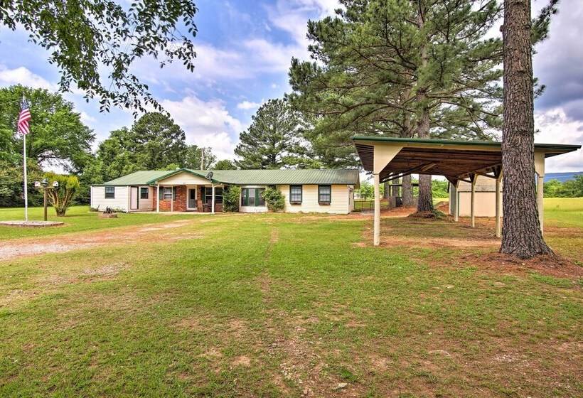 Quiet Clayton Home W/ Mountain Views 4 Mi To Lake!