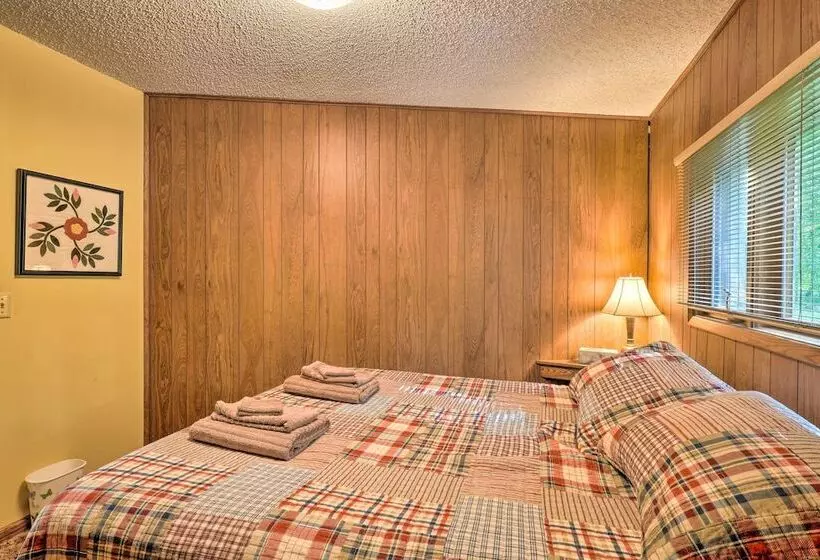 Rogers Cabin W/ Direct Access To Beaver Lake!