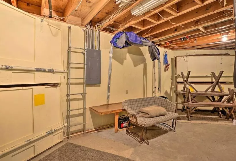 Rogers Cabin W/ Direct Access To Beaver Lake!