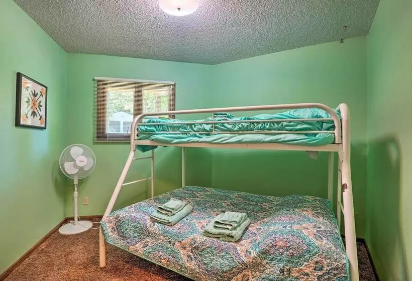 Rogers Cabin W/ Direct Access To Beaver Lake!