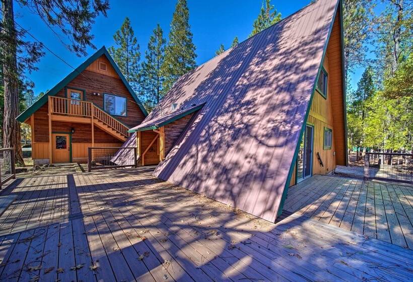 Rustic Trinity Center Cabin W/ Deck Near Fishing!