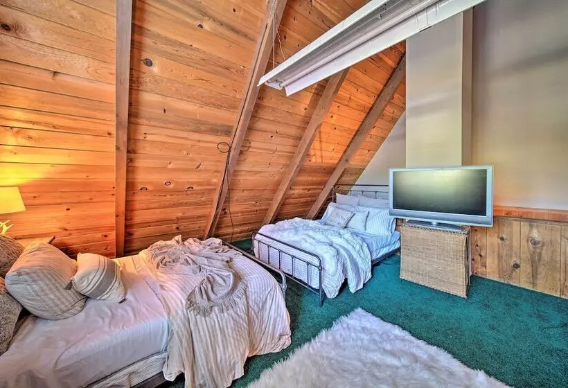 Rustic Trinity Center Cabin W/ Deck Near Fishing!