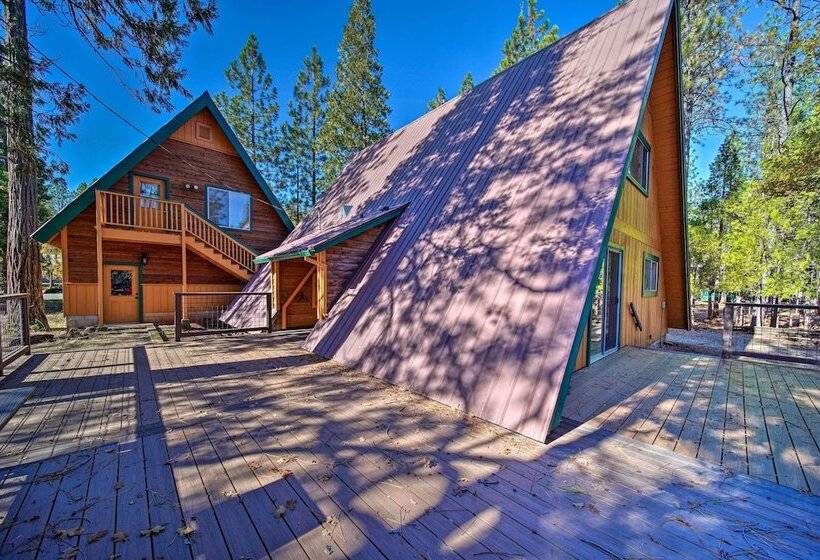 Rustic Trinity Center Cabin W/ Deck Near Fishing!