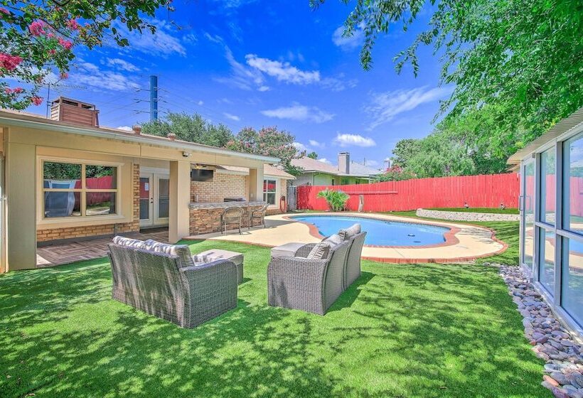 San Antonio Oasis W/ Hot Tub, Pool & Outdoor Bar!