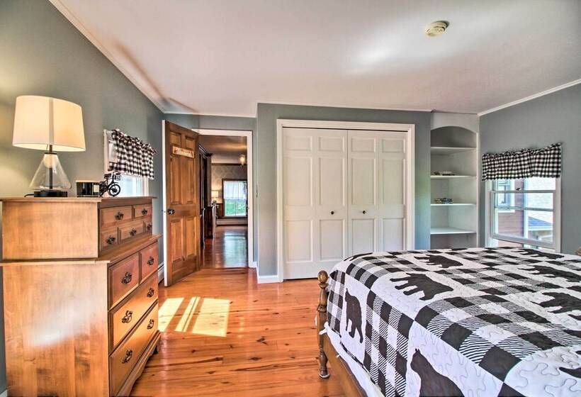 Vintage Schroon Lake Farmhouse W/ Private Beach!