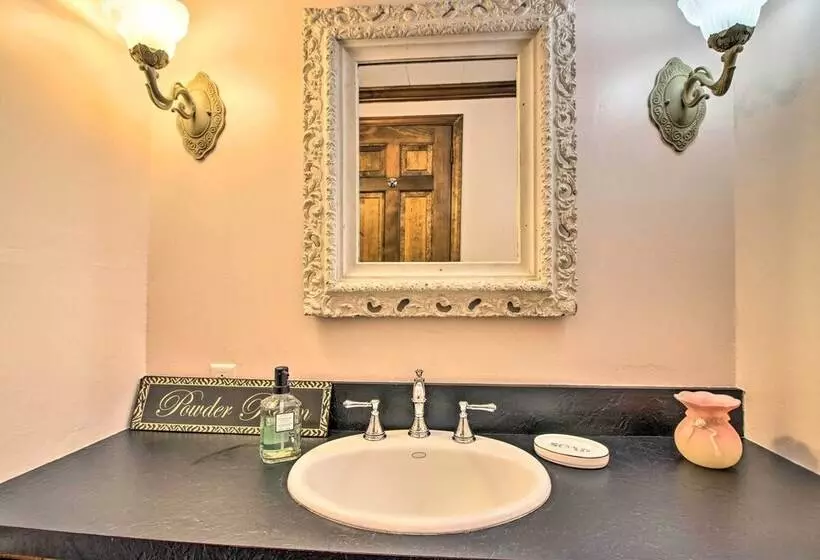 Vintage Schroon Lake Farmhouse W/ Private Beach!