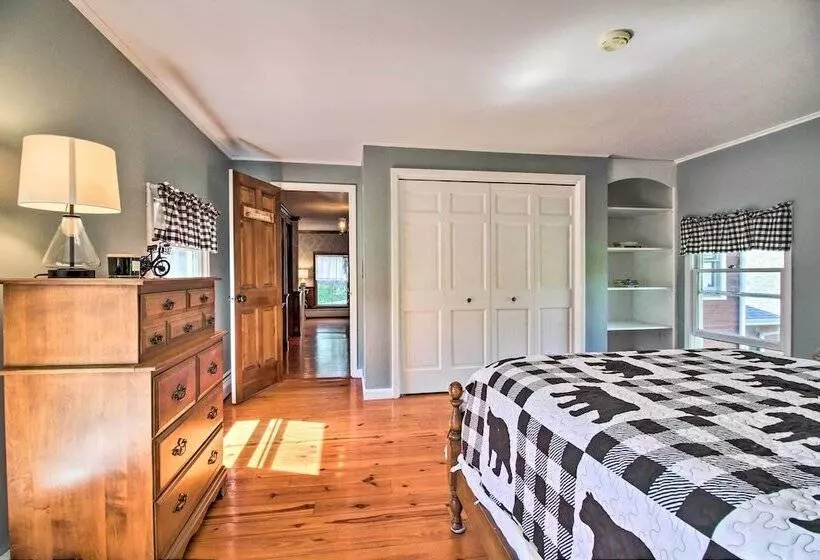 Vintage Schroon Lake Farmhouse W/ Private Beach!