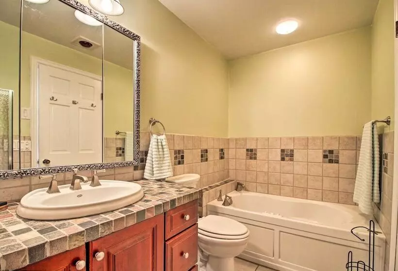 Vintage Schroon Lake Farmhouse W/ Private Beach!