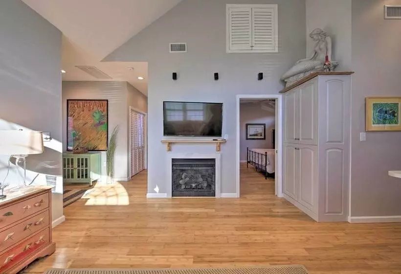 Seaside Cottage W/ Private Pier   3 Miles To Beach