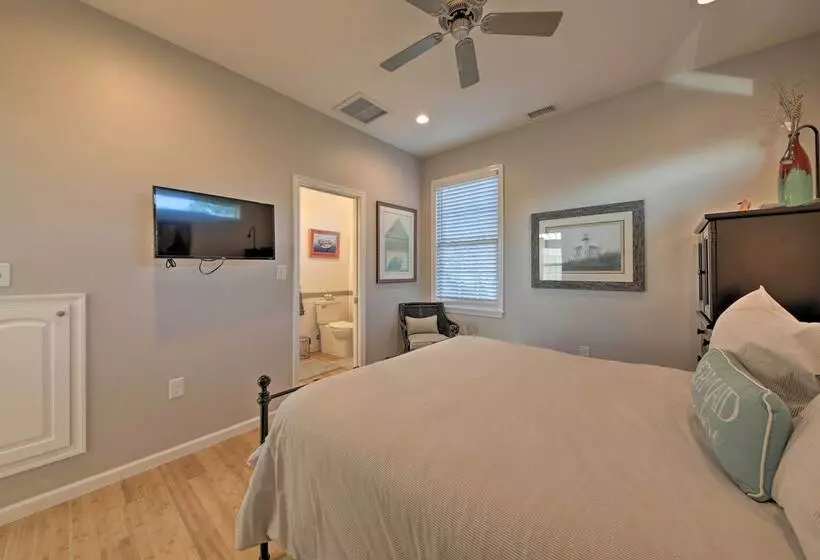 Seaside Cottage W/ Private Pier   3 Miles To Beach