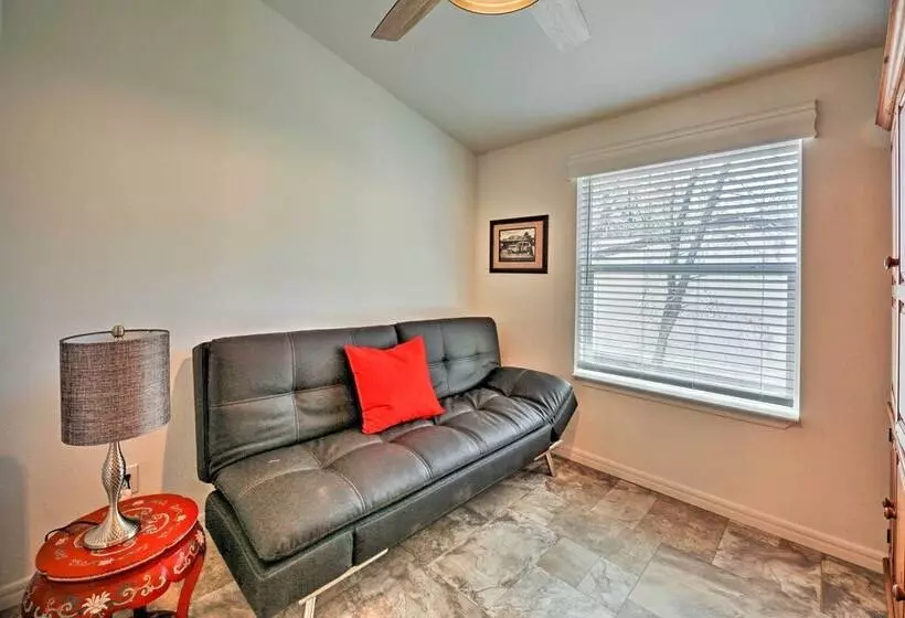 Quiet Home W/ Fire Pit: 3 Mi To Show Low Lake!