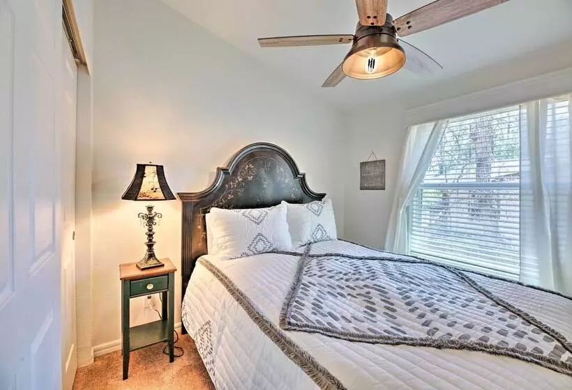 Quiet Home W/ Fire Pit: 3 Mi To Show Low Lake!