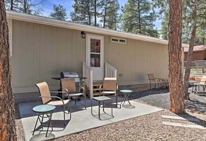 Quiet Home W/ Fire Pit: 3 Mi To Show Low Lake!