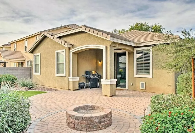 Dog Friendly Arizona Retreat W/ Patio & Grill!