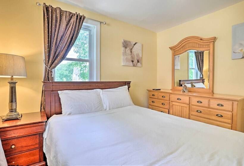 Suburban Home W/ Backyard Patio < 7 Miles To Dtwn!