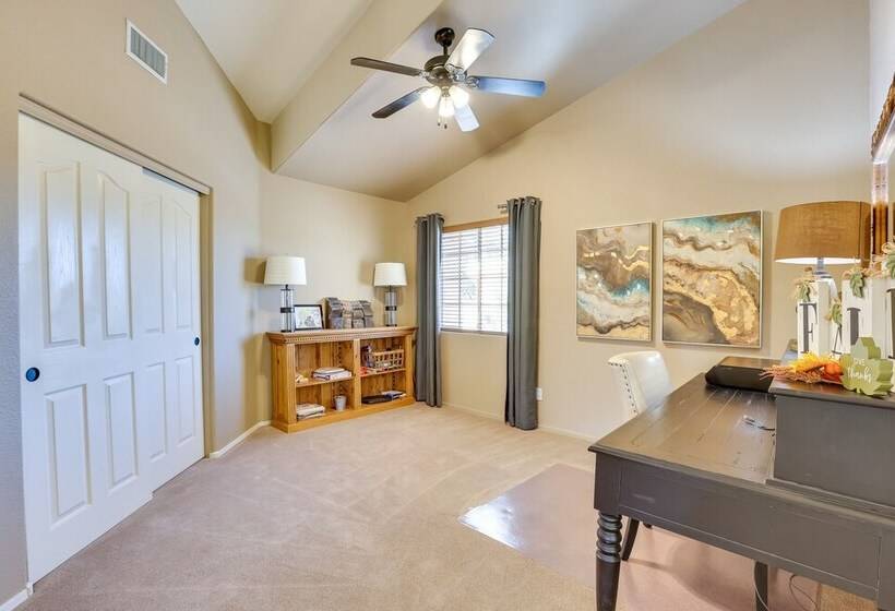 Cave Creek Getaway W/ Pool & Outdoor Kitchen!