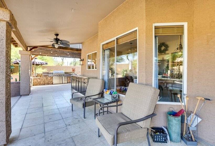 Cave Creek Getaway W/ Pool & Outdoor Kitchen!