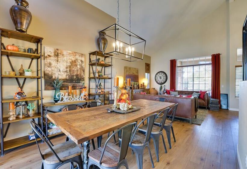 Cave Creek Getaway W/ Pool & Outdoor Kitchen!