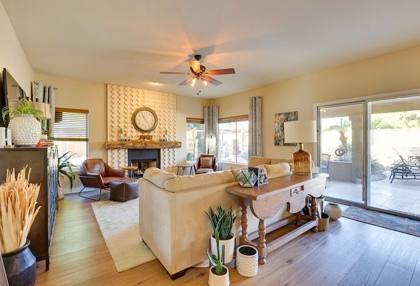 Cave Creek Getaway W/ Pool & Outdoor Kitchen!