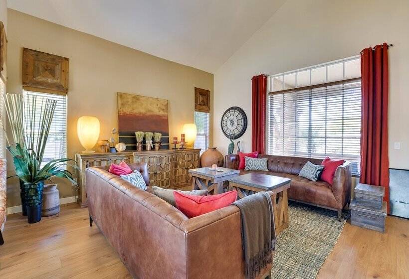 Cave Creek Getaway W/ Pool & Outdoor Kitchen!