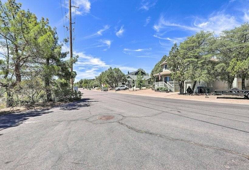 The Cozy Cabin: Private & Updated Payson Residence