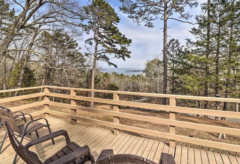 Treetop Hideaway W/ Lake Views + Fire Pit!