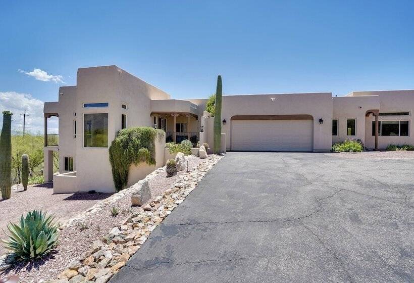 Updated Tucson Home W/ Panoramic Mtn Views & Pool!