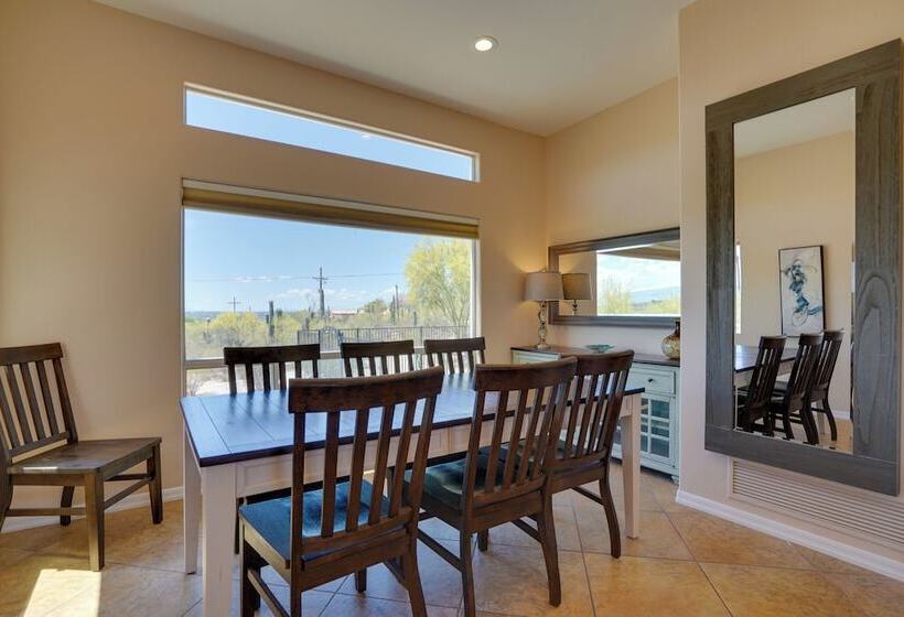 Updated Tucson Home W/ Panoramic Mtn Views & Pool!
