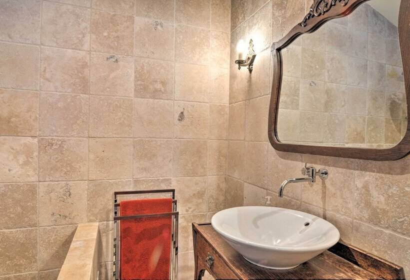 Upscale Earl Young Charlevoix Cottage W/ Deck!