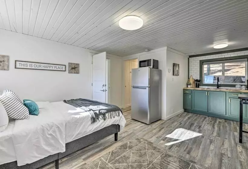 Well Appointed Bayfield Cabin W/ Forest Views!