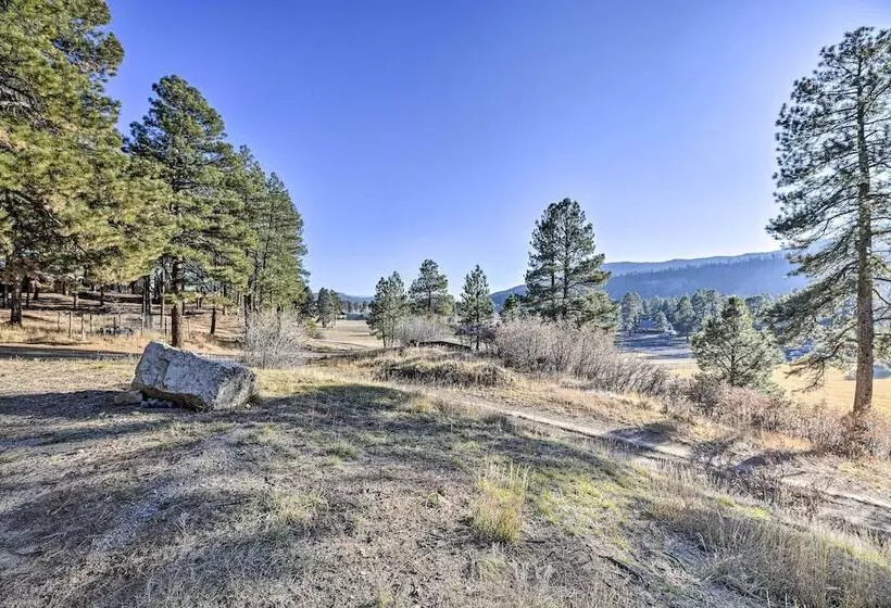 Well Appointed Bayfield Cabin W/ Forest Views!