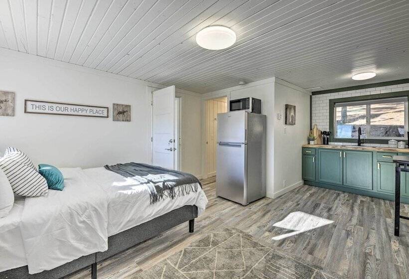 Well Appointed Bayfield Cabin W/ Forest Views!