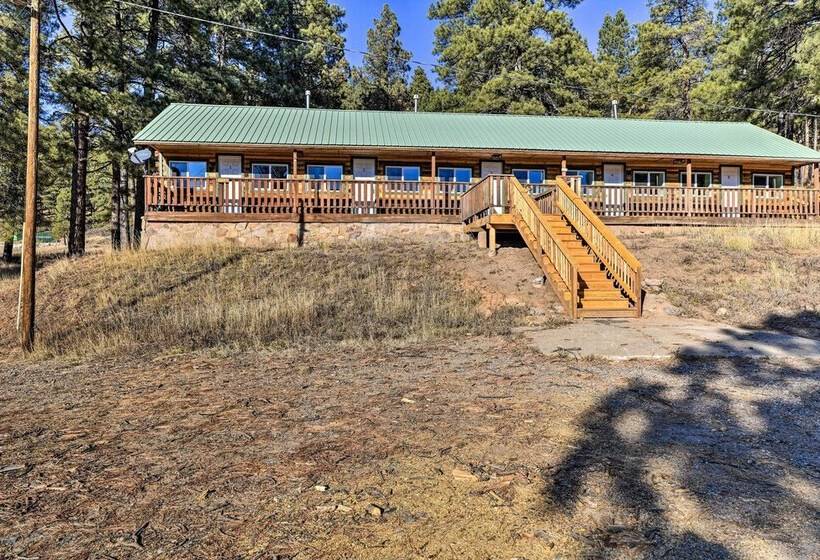 Well Appointed Bayfield Cabin W/ Forest Views!