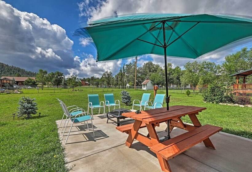 11 Mi To Rainbow Lake: Woodsy Pinetop Oasis